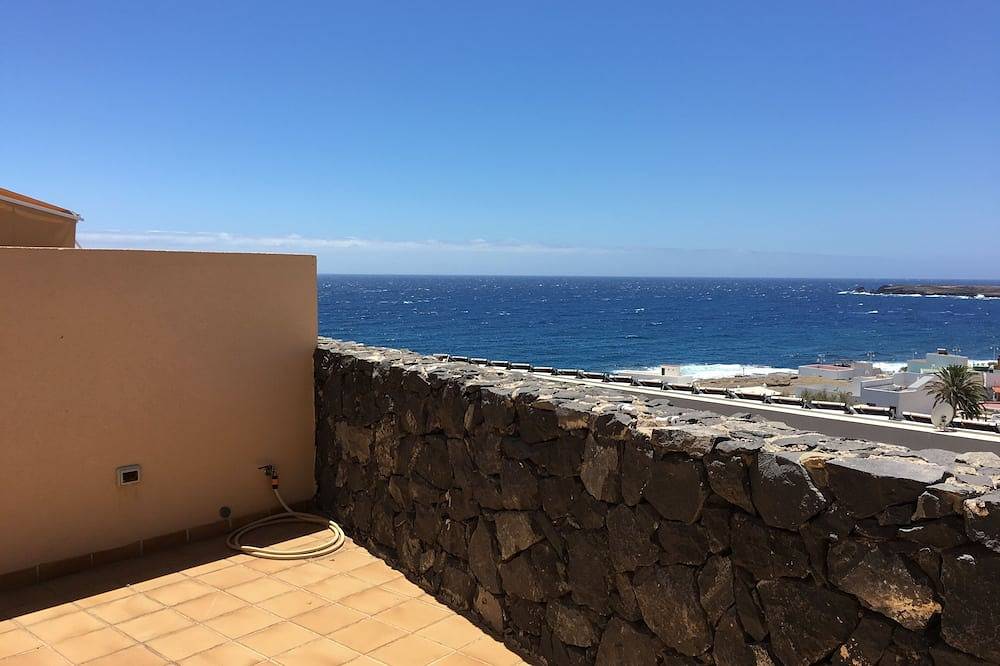 Apartamento entero, Lujoso apartamento junto al mar, grandiosa terraza de ensueño, piscina, animales in Porís de Abona, Tenerife Sur