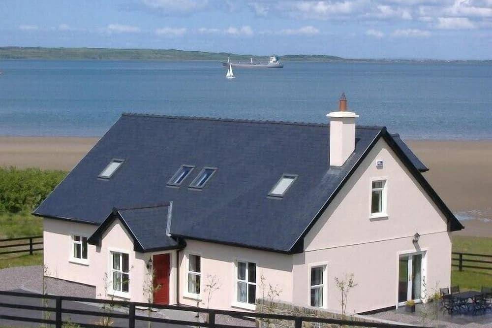 Stunning Beachfront Cottage Ballybunion in Comté de Kerry