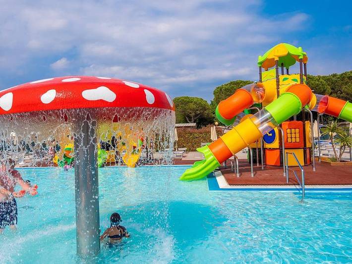 Bungalow per 5 persone, con Idromassaggio a Eraclea Mare