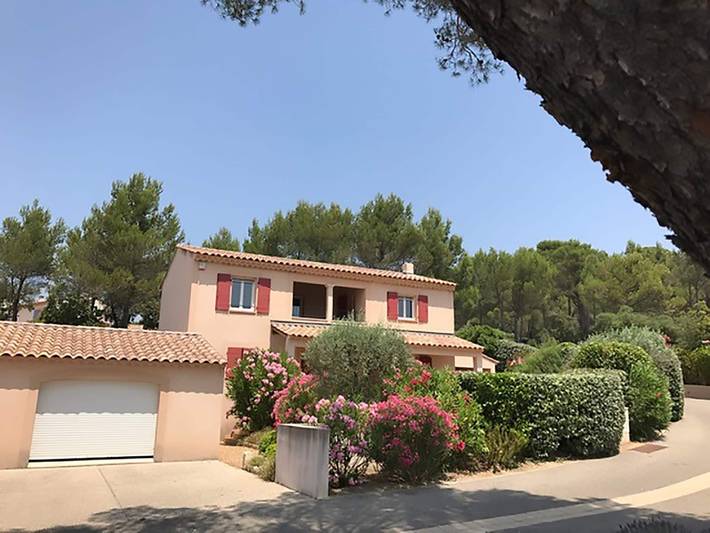 Villa pour 6 personnes, avec terrasse ainsi que jardin et piscine, adapté aux familles dans le Vaucluse - 4