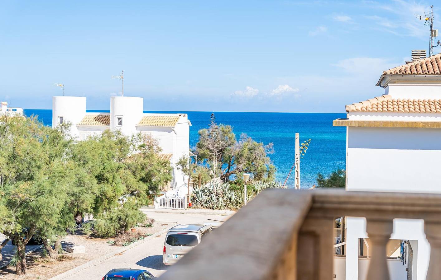 Appartement avec vue sur la mer et terrasse à 500m de Playa Son Real in Playa Son Serra de Marina, Santa Margalida