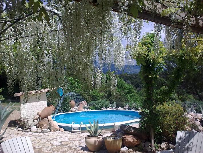 Gîte pour 2 personnes, avec piscine, animaux acceptés à Bédoin - 2