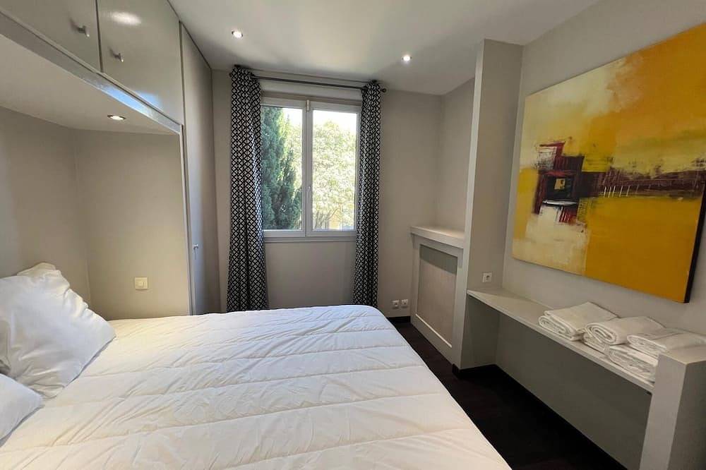 Family house with pool, near Paris & airport - 3 bedrooms in Antony, Altos del Sena