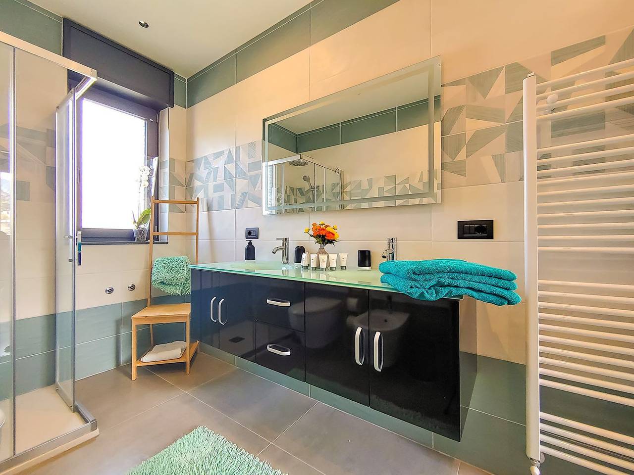 Ganze Wohnung, Ely 360°-Panorama-Ferienwohnung in Azzano, Gemeinde Tremezzina