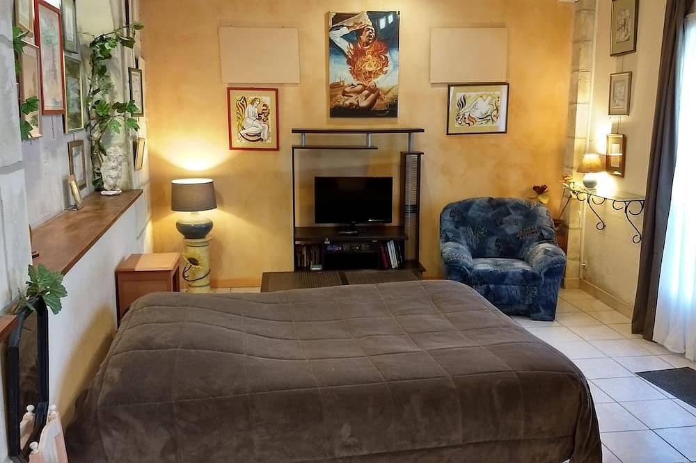 Appartement entier, Appartement 40m2 rez de chaussée, à proximité du centre de Saumur in Saumur, Vallée de la Loire