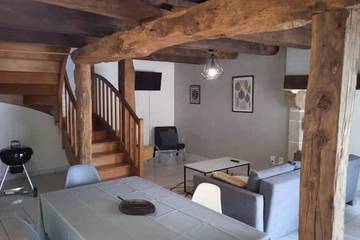 Gîte pour 8 personnes, avec jardin à Champniers-et-Reilhac