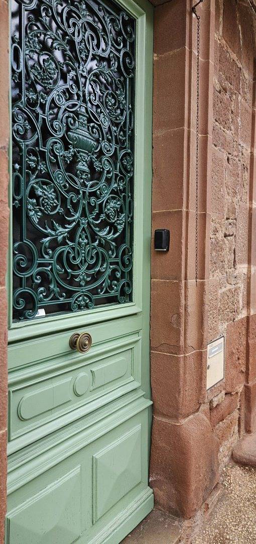 Gîte pour 9 personnes, avec balcon à Villecomtal - 3