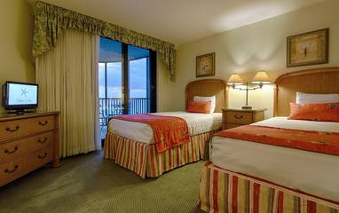 Vacation Rental for 6 Guests in Fort Myers Beach, Estero Island, Picture 2