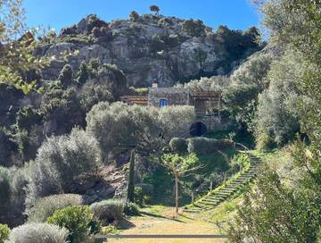 Cottage pour 4 personnes, avec terrasse ainsi que vue et jardin à Lavatoggio