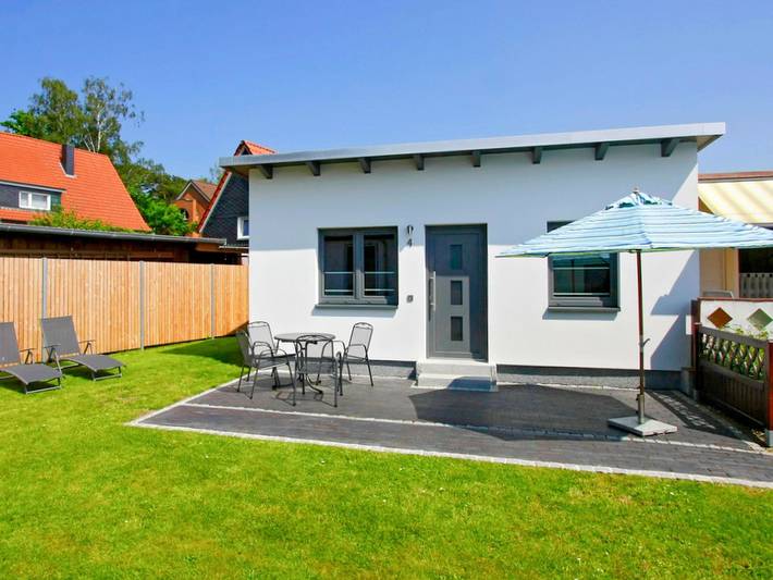 Bungalow für 3 Personen, mit Garten und Terrasse in Boltenhagen