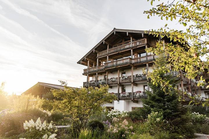 Bungalow für 4 Personen, mit Sauna und Pool sowie Garten, mit Haustier am Chiemsee