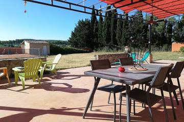 Gîte pour 5 personnes, avec terrasse et jardin à Cournonsec