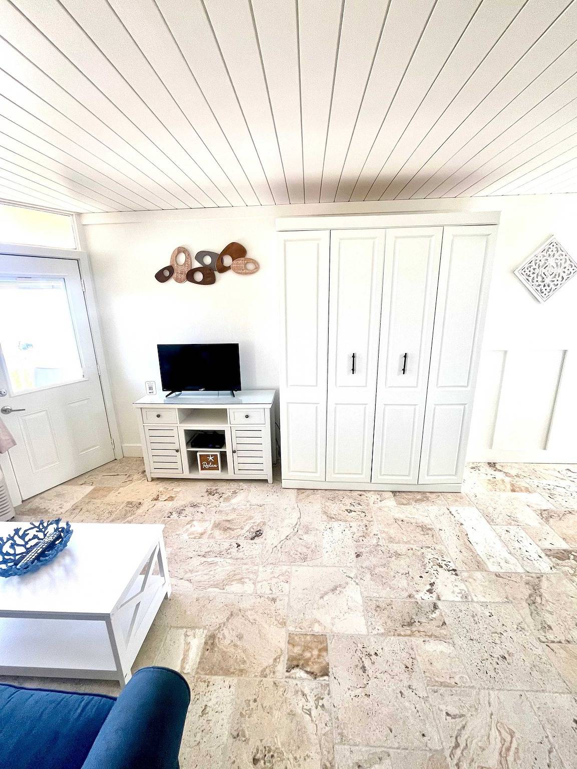 Ganze Wohnung, Coastal Cozy - Ocean View at Symphony Beach Club in Ormond Beach, Florida