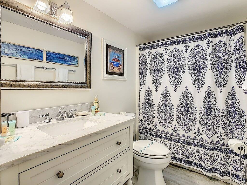 Ganze Wohnung, Breathtaking oceanfront views! Balcony! Private Pool, Beach Access, Daytona! in Daytona Beach, Florida