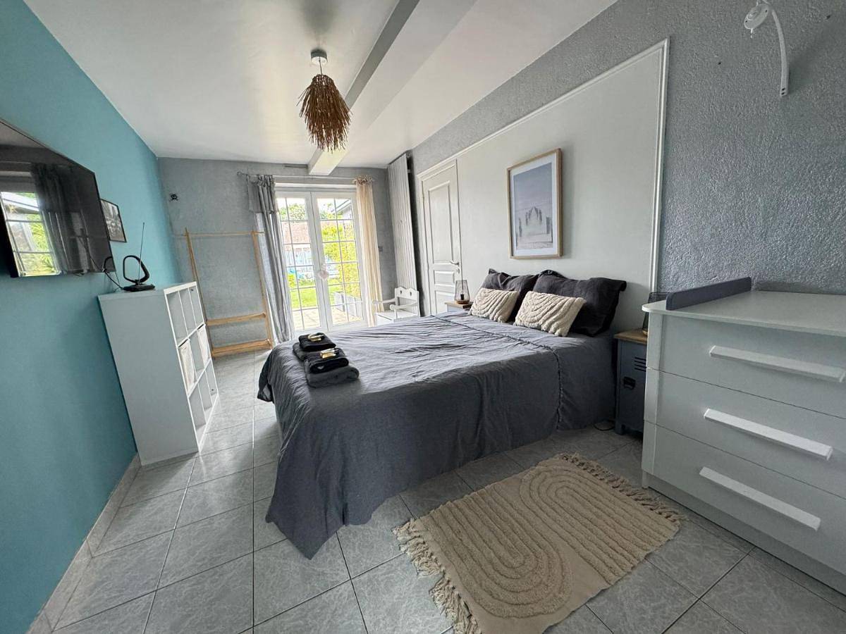 Double Room in Roézé-sur-Sarthe, Sarthe