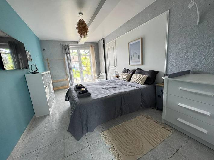 Chambre d’hôte pour 2 personnes, avec piscine et jacuzzi ainsi que terrasse et jardin dans la Sarthe - 3