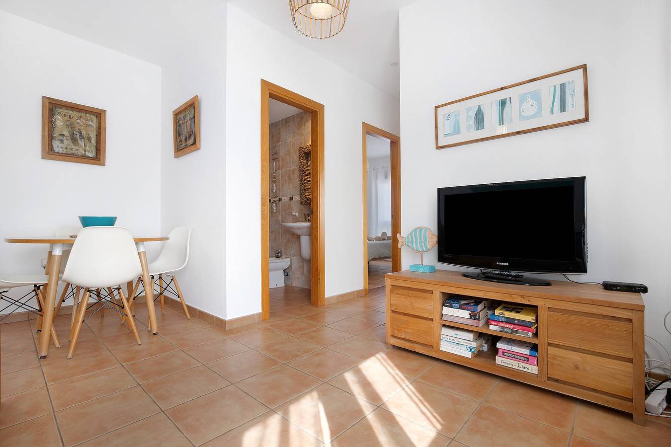 Apartamento entero, Casa de vacaciones "Apartamento Hibisco" cerca de la playa con piscina compartida y Wi-Fi in Piedra Playa, La Oliva