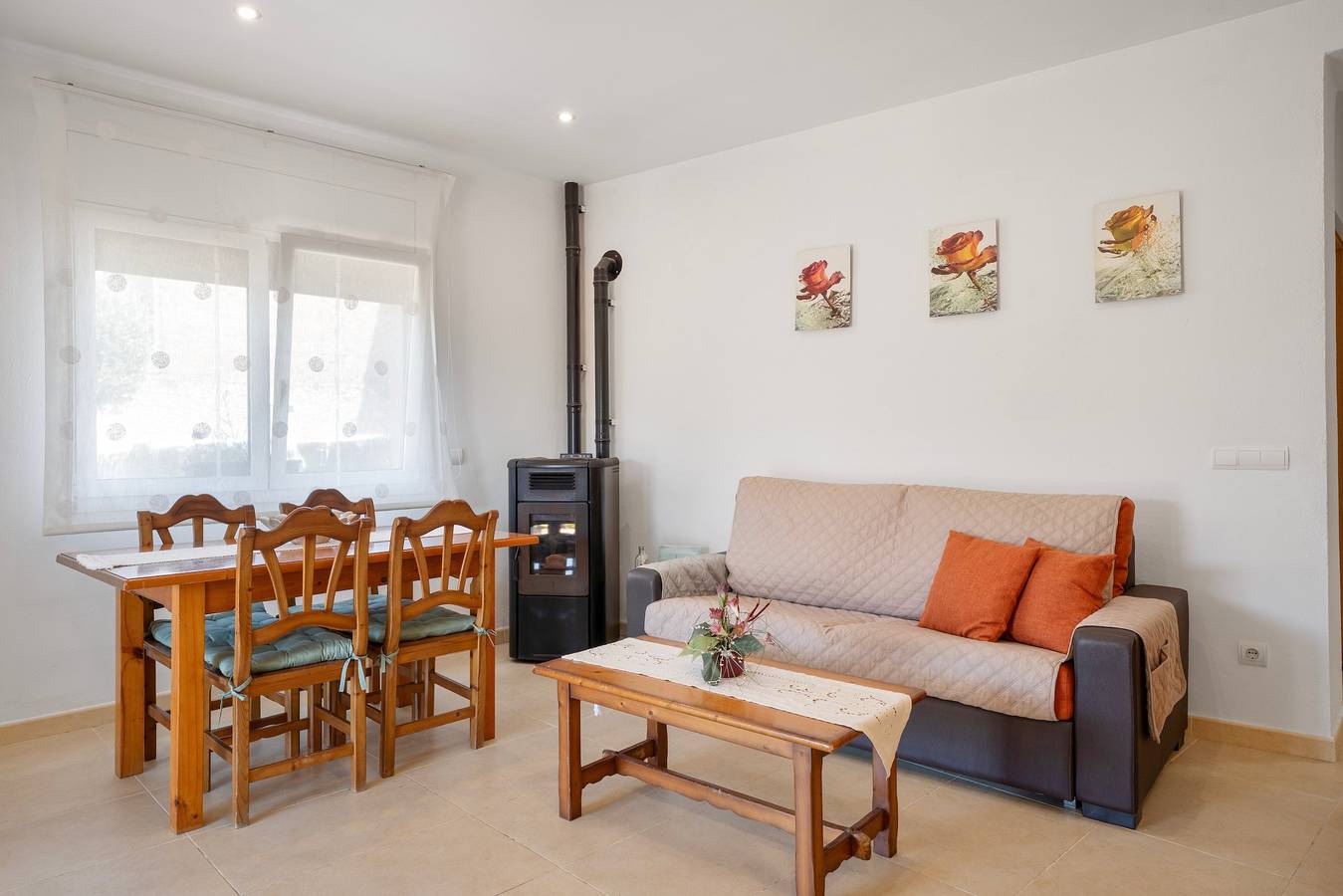 Holiday Home 'Can Sais' with Mountain View, Wi-Fi and Air Conditioning in els Masos de Pals, Pals