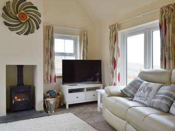 Vacation Rental for 6 Guests in Isle of Skye, Inner Hebrides, Picture 2