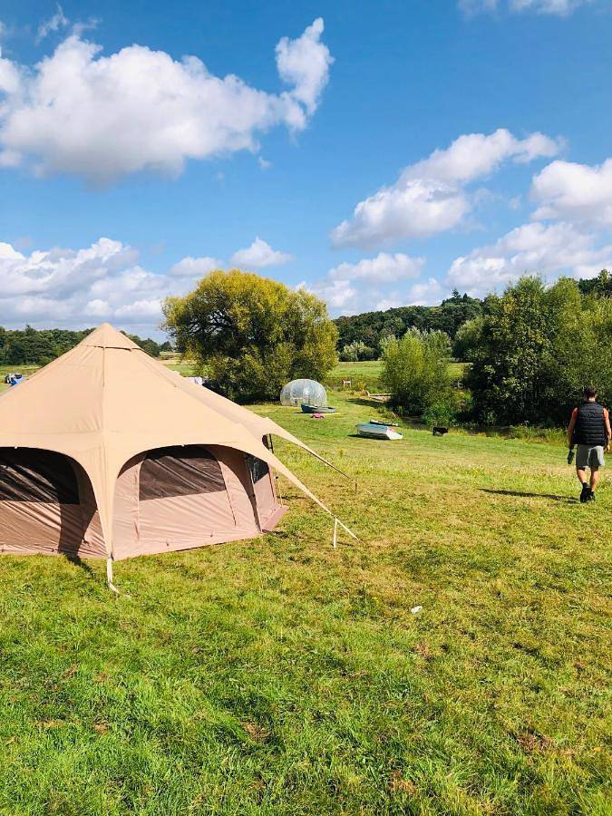 Glamping for 4 people, with view and garden as well as lake view in Hertfordshire