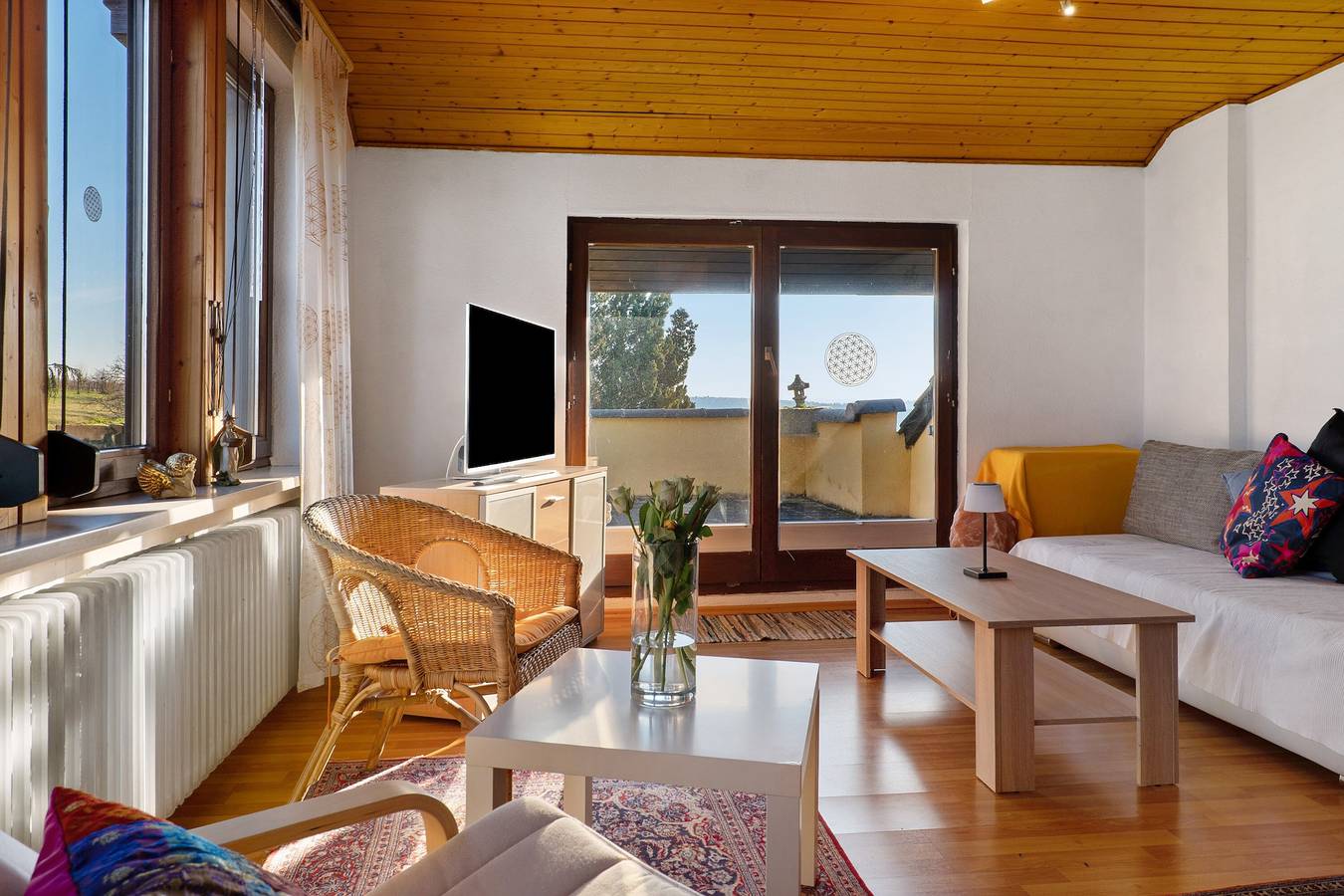 Ganze Wohnung, Ferienwohnung 'Schöne Aussicht' mit Privatterrasse und Wi-Fi in Gemmrigheim, Kraichgau