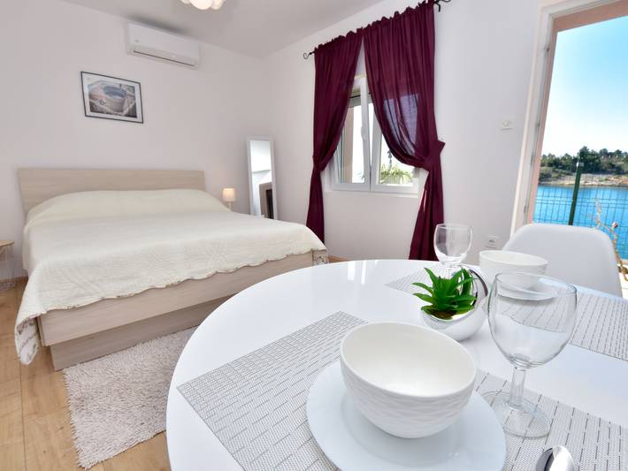 Ferienhaus für 2 Personen, mit Terrasse in Kroatien - 3