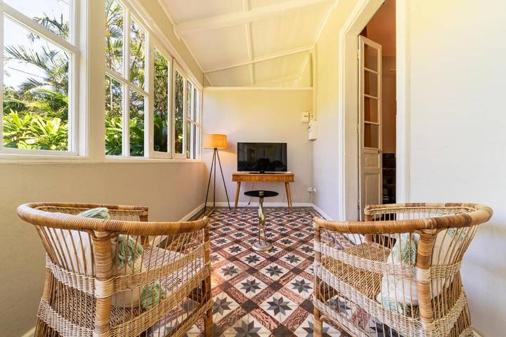 Location de vacances pour 6 personnes, avec piscine et jardin dans Grands-Bois - 3