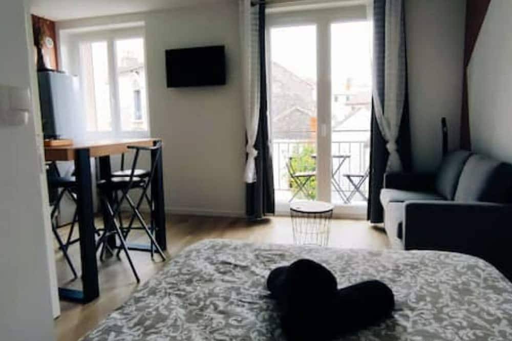 Entire apartment, Lcs Home Balcon-parking-wifi in Clermont-Ferrand, Volcans d'Auvergne Regional Nature Park