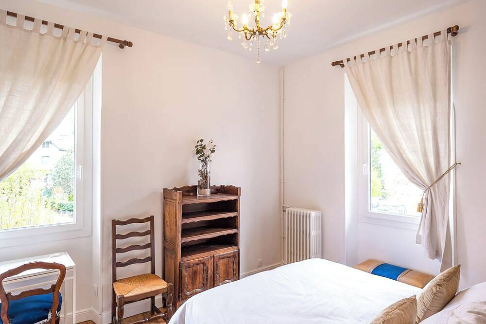 Appartement entier, L'Auroise spacieuse et centrale in Arreau, Pyrénées