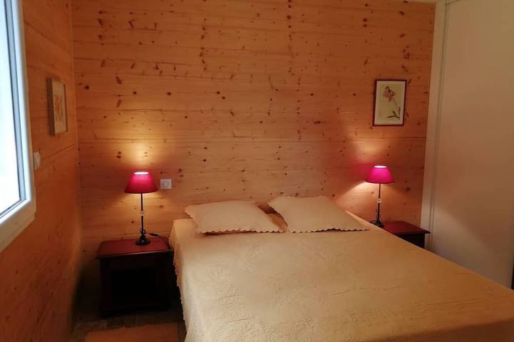 Gîte pour 4 personnes, avec Terrasse et Jardin à Rouffignac-Saint-Cernin-de-Reilhac - 2