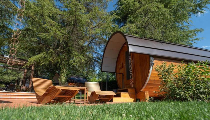 Bungalow für 2 Personen, mit Sauna und Garten, mit Haustier in Latium