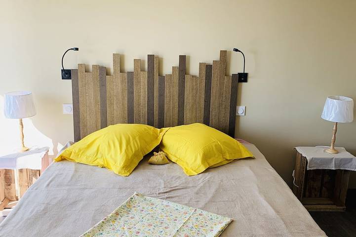 Location de vacances pour 8 personnes, avec terrasse et jardin à Marsanne - 3