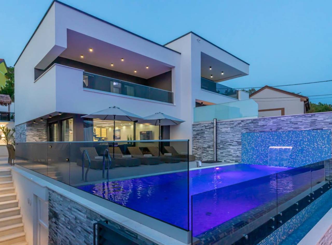 Villa für 8 Personen mit Balkon in Crikvenica, Primorje-Gorski Kotar