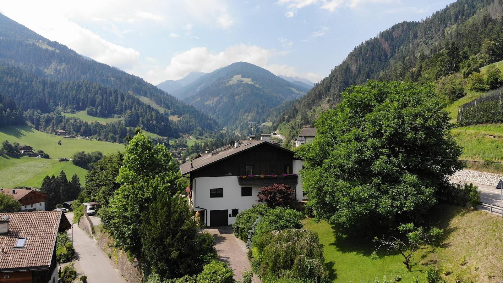 Ganze Wohnung, Ferienwohnung "Eschenleit Bergblick" mit Balkon und Wi-Fi in St. Pankraz, Ortleralpen