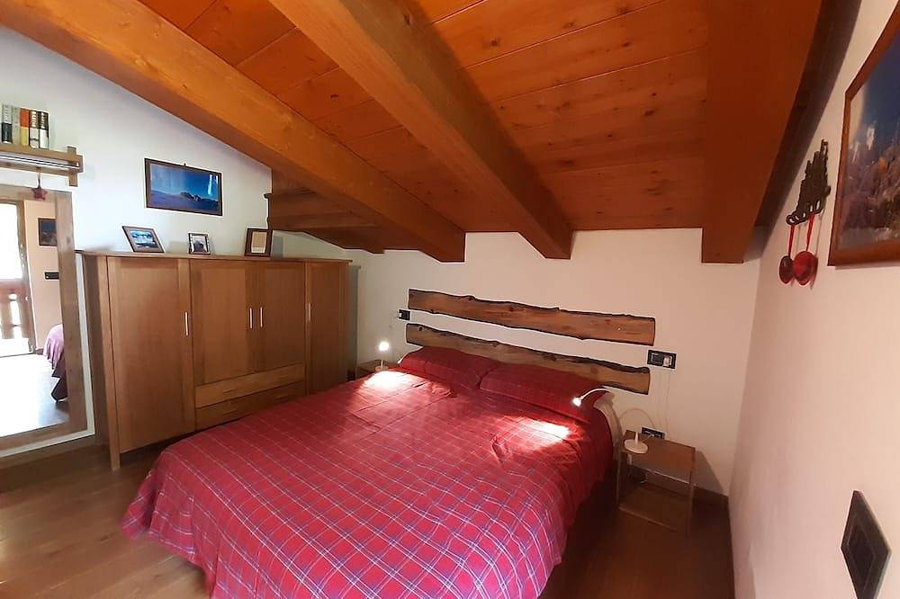 Ganze Wohnung, Atemberaubende Aussicht! Cortina Zentrum 1,3 km. in Cortina d'Ampezzo, Dolomiti Superski