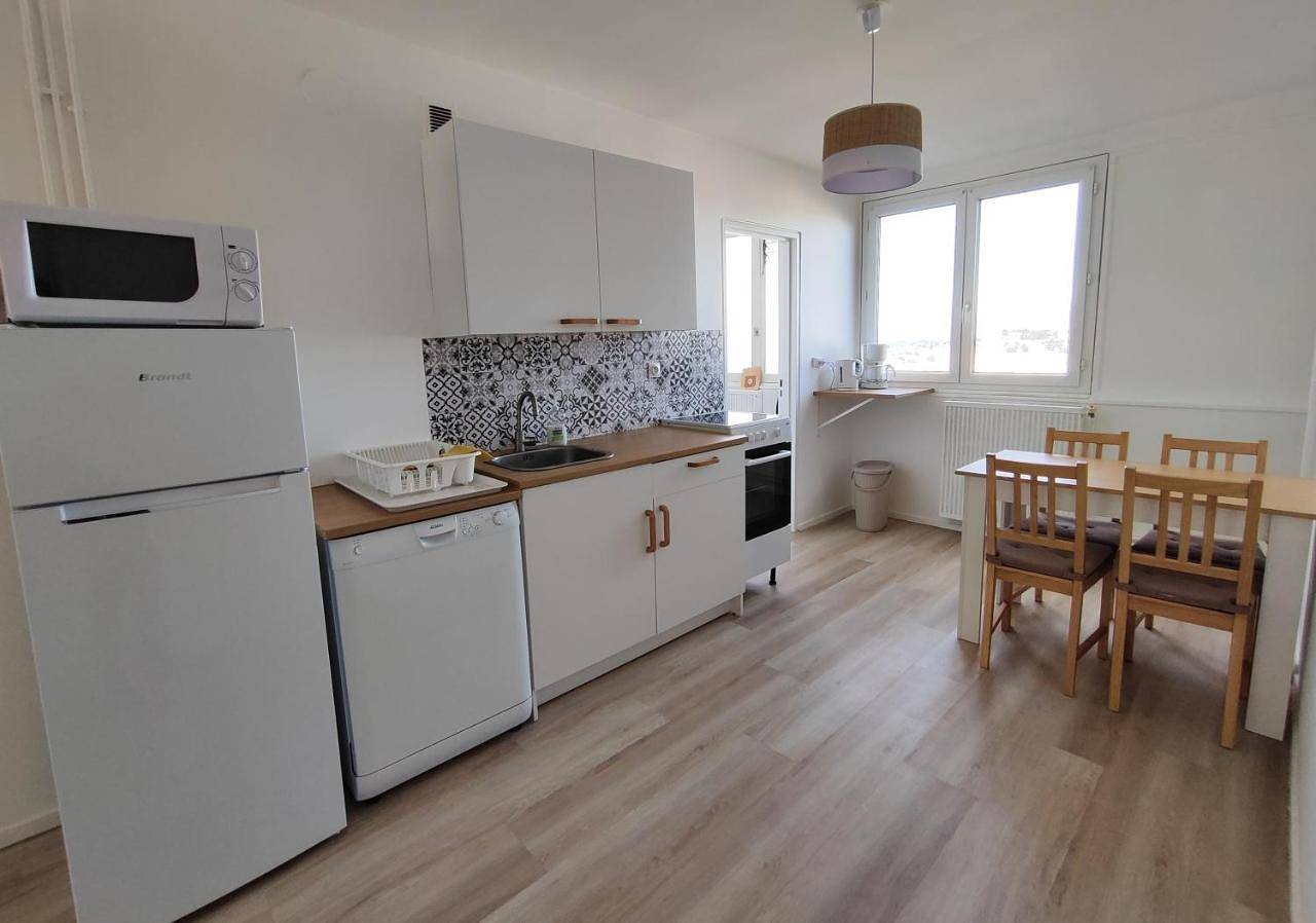 Appartement entier, F4 neuf in Saint-Étienne, Parc Naturel Régional du Pilat