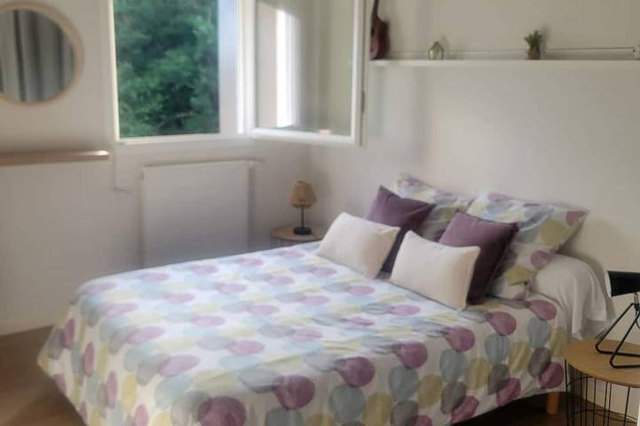 Ganze Wohnung, T3 bright 68 m2 sea view 500m from the beach Socoa private parking elevator in Ciboure, Bayonne und Umgebung