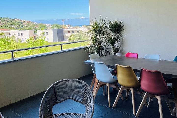 Appartement de vacances pour 6 personnes, avec balcon