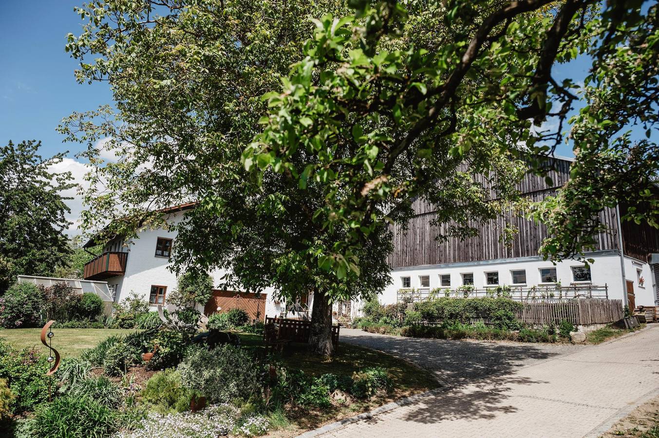 Bio Ferienhof Winkler - Fewo Passau (60qm)  mit Wintergarten für 3 Personen in Hutthurm, Ostbayern
