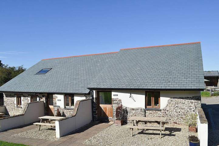 Holiday rental for 2 people, with garden in Hartland