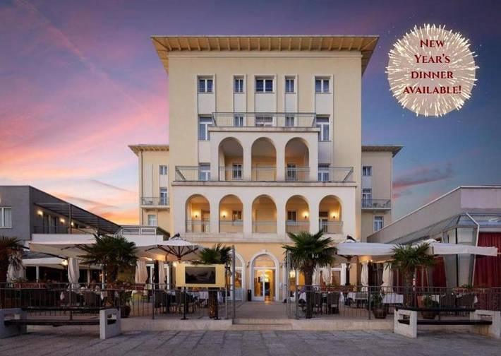 Hôtel pour 2 personnes, avec terrasse et piscine ainsi que sauna et jacuzzi