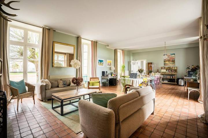 Maison d’hôte pour 3 personnes, avec Terrasse et Jacuzzi ainsi que Jardin et Vue dans Essonne - 4