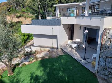 Chambre d’hôte pour 2 personnes, avec jardin et piscine en Corse