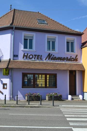 Hôtel pour 2 personnes, avec terrasse, animaux acceptés à Pulversheim