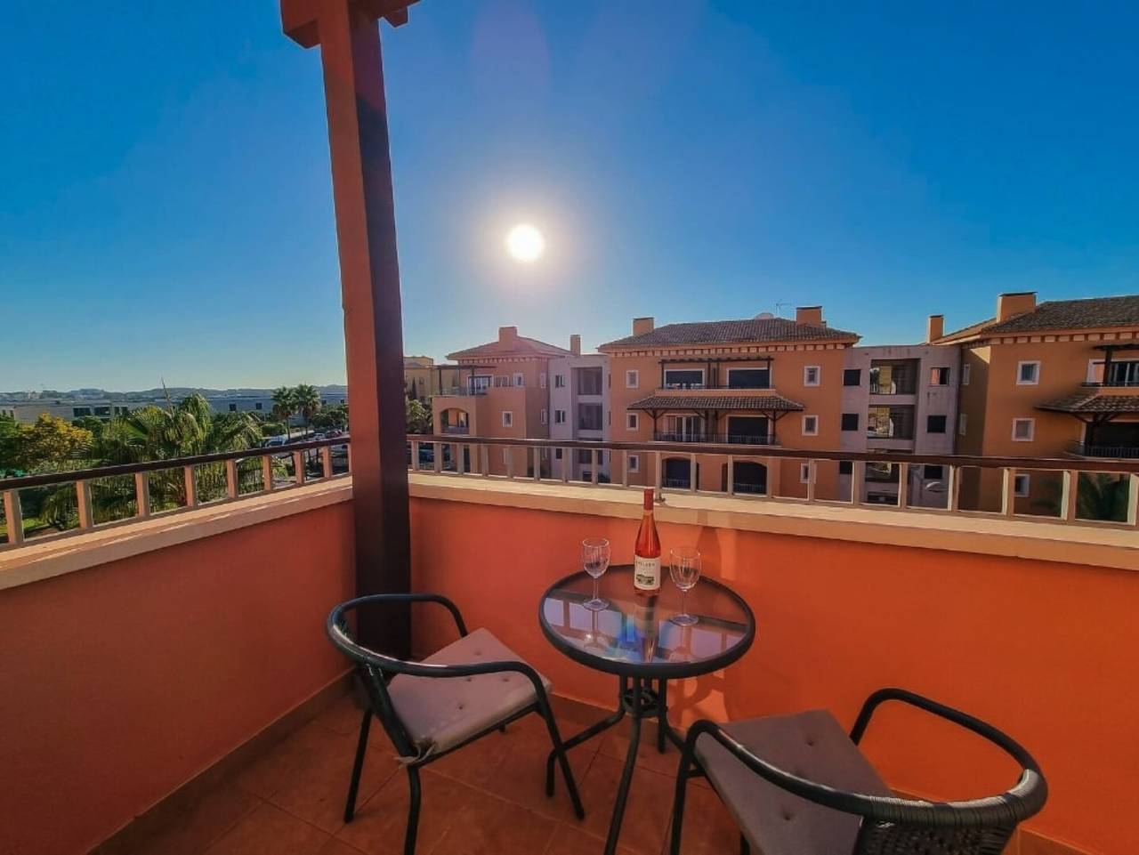 Appartamento intero, Appartamento 'Victoria Comfort' con piscina condivisa, Wi-Fi e aria condizionata in Quarteira, Distretto di Faro