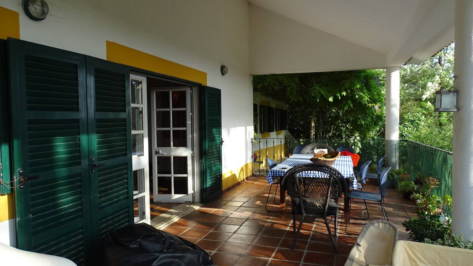 Casa Das Figueiras: Piscina Privada, Terraza y Wi-Fi en Pinhal Novo in Pinhal Novo, Halbinsel von Setúbal