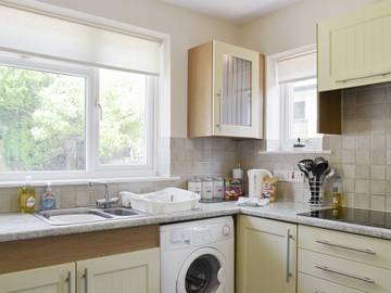 Holiday Rental for 4 People in Poole, South West England, Photo 3
