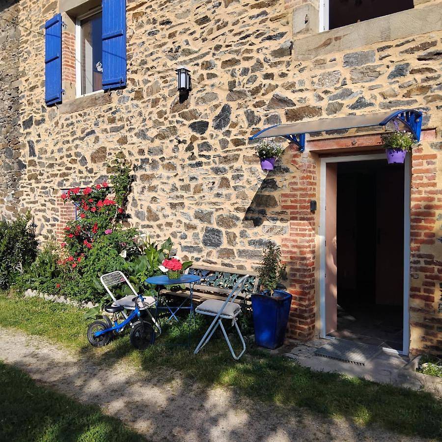 Bucolique Studette in Malemort, Région de Brive-la-Gaillarde