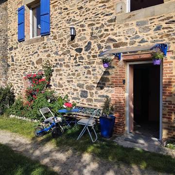 Chambre d’hôte pour 3 personnes, avec jardin, animaux acceptés en Corrèze