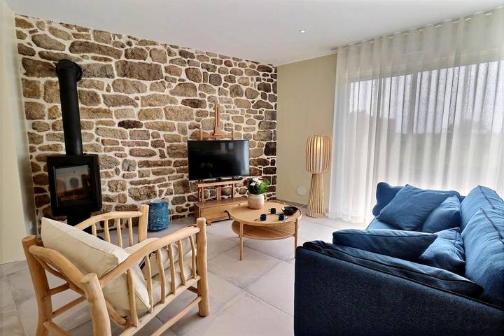 Gîte pour 4 personnes, avec jardin à Plouhinec (Morbihan) - 2